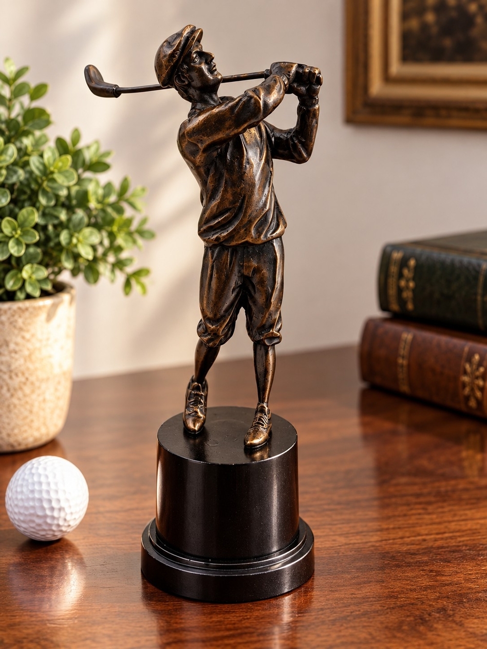 Bronze Finish Golf Golfer Sculpture Trophy - Decorative Home Art